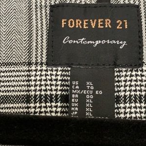 Forever 21 Jackets & Coats - Plaid Coat Forever 21 Jackets & Coats - Plaid Coat